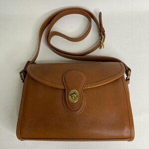 Rare vintage Coach Devon crossbody